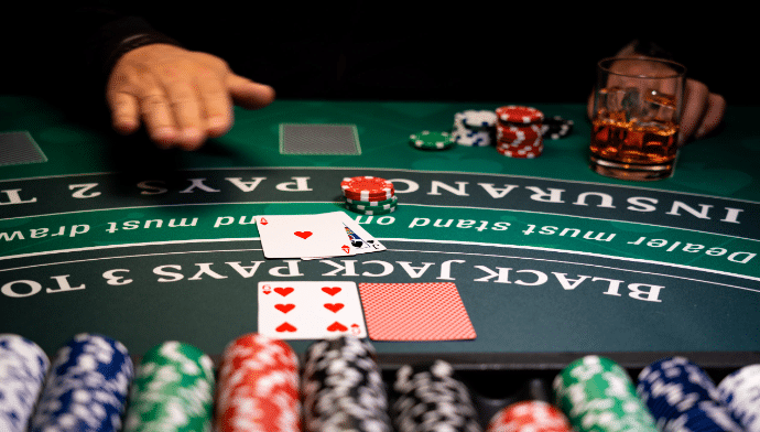 Eksempel på en strategioversikt for valg i blackjack