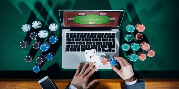 poker online cards on computer